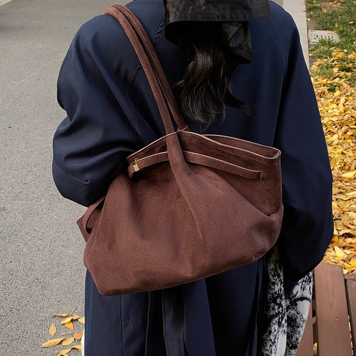 Valantomode | Velvet Horizon Garrison – 46cm Premium Vegan Suede Oversized Business Tote