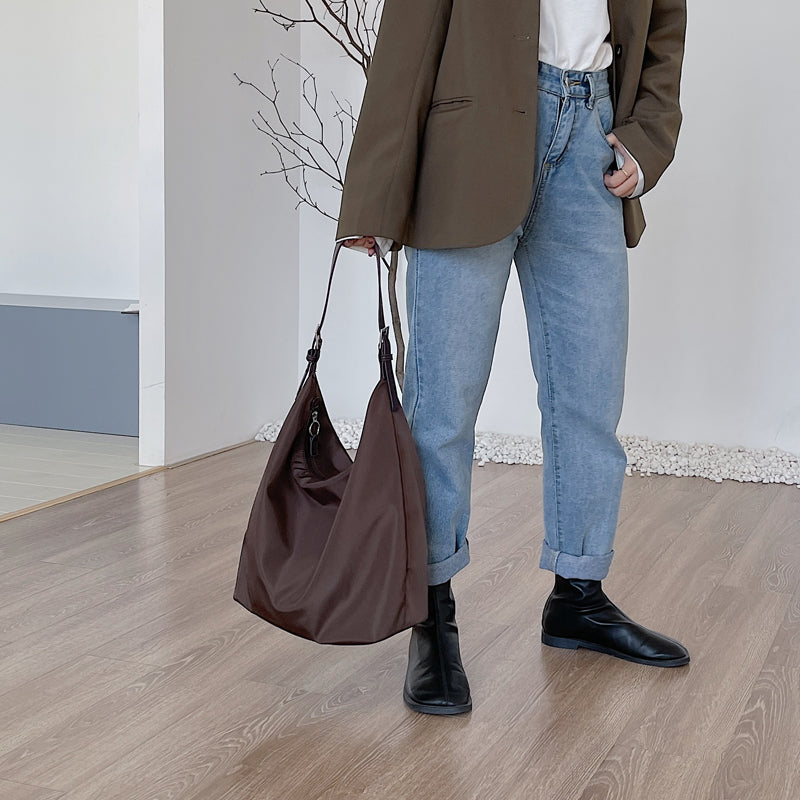 Valantomode | The Titan Nylon Logistics Garrison – Women's High-Capacity Durable Shoulder Tote