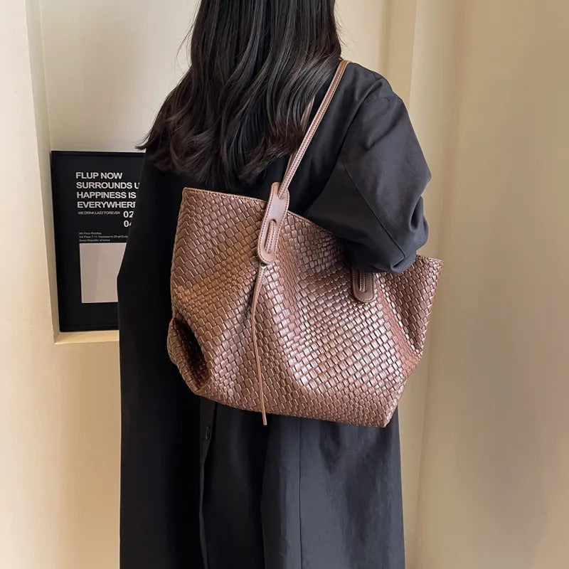 Valantomode | The Veridian Lattice Executive – Women's Premium Woven Vegan Leather Business Tote
