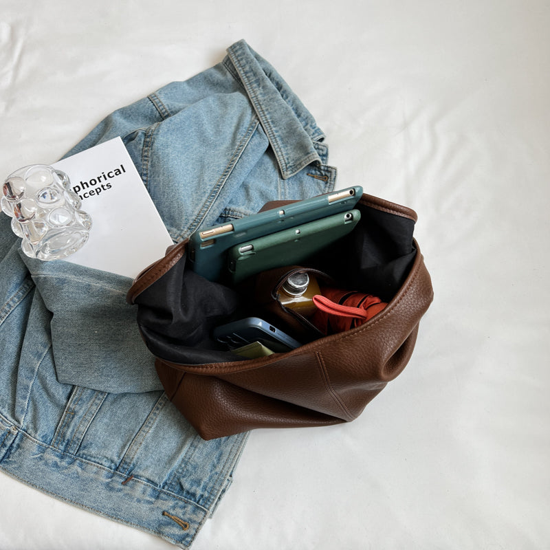 Valantomode | The Veridian Fluid Garrison – Women's Premium Vegan Leather Executive Hobo Bag
