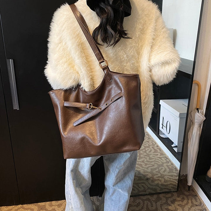 Valantomode | The ‘Aurelius’ Elena Sovereign Vessel – Women's Premium Eco-Friendly Vegan Leather Tote