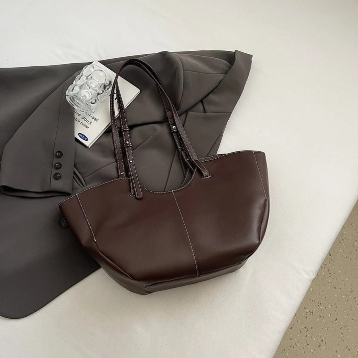 Valantomode | Amara Command Executive – 46cm Premium Vegan Leather Oversized Professional Tote