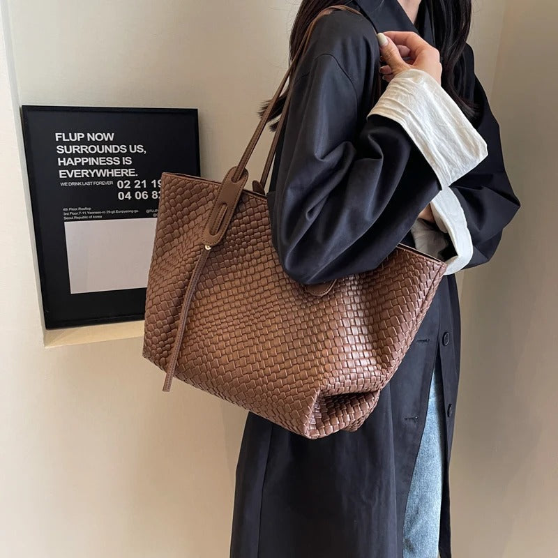 Valantomode | The Veridian Lattice Executive – Women's Premium Woven Vegan Leather Business Tote