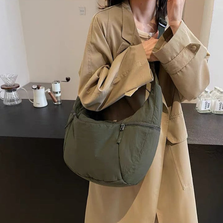 Valantomode | The ‘Aurelius’ Kinetische Puffer Garrison 2.0 – Women's Premium Padded Hobo Crossbody Bag