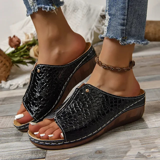 Valantomode | Women's Wedge Sandals - Croc-Embossed Comfort & Style