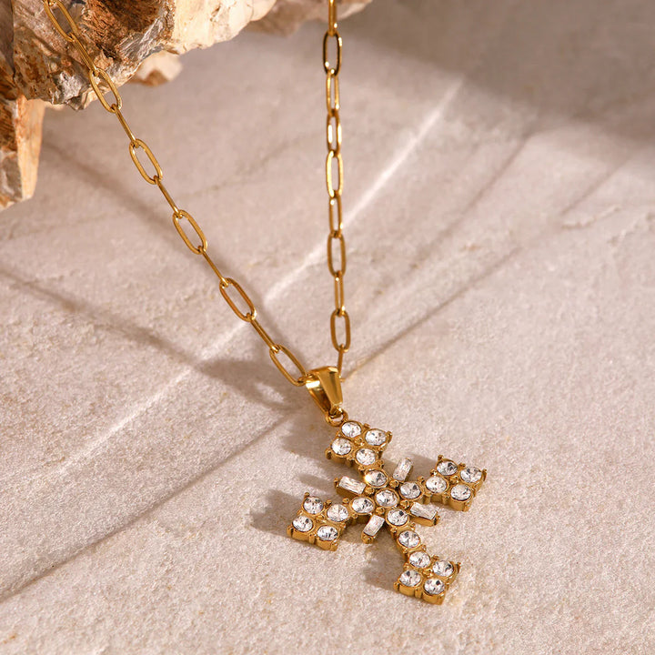 Valantomode | Plated Cruciform Pendant Necklace with High-Refractive Stone Assets