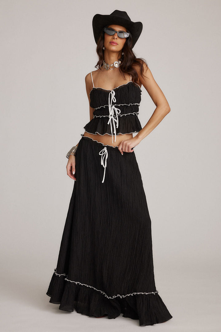 Valantomode | Ruffled Two-Piece Summer Set for Stylish Days