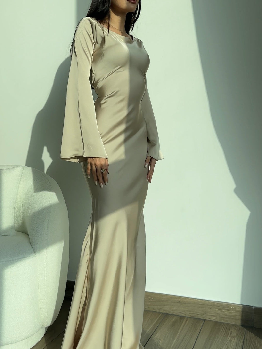 Valantomode | Elegant Dress with Stunning Bell Sleeves