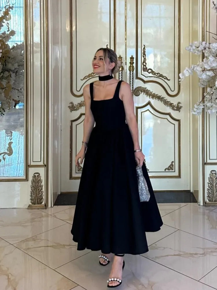 Valantomode | Chic Black Fit-and-Flare Dress for Effortless Elegance