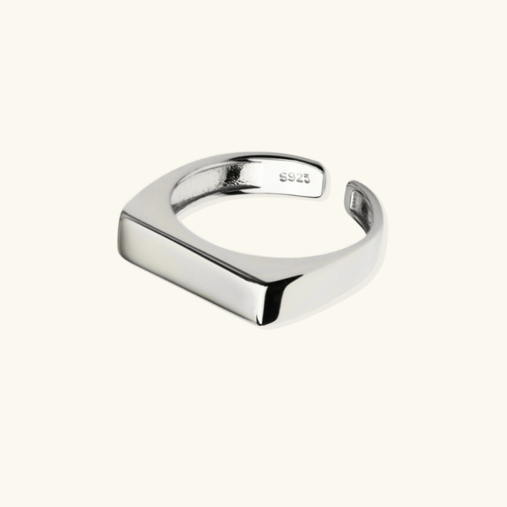 Valantomode | Plated Geometric Open-Ended Ring with Minimalist Monolithic Architecture