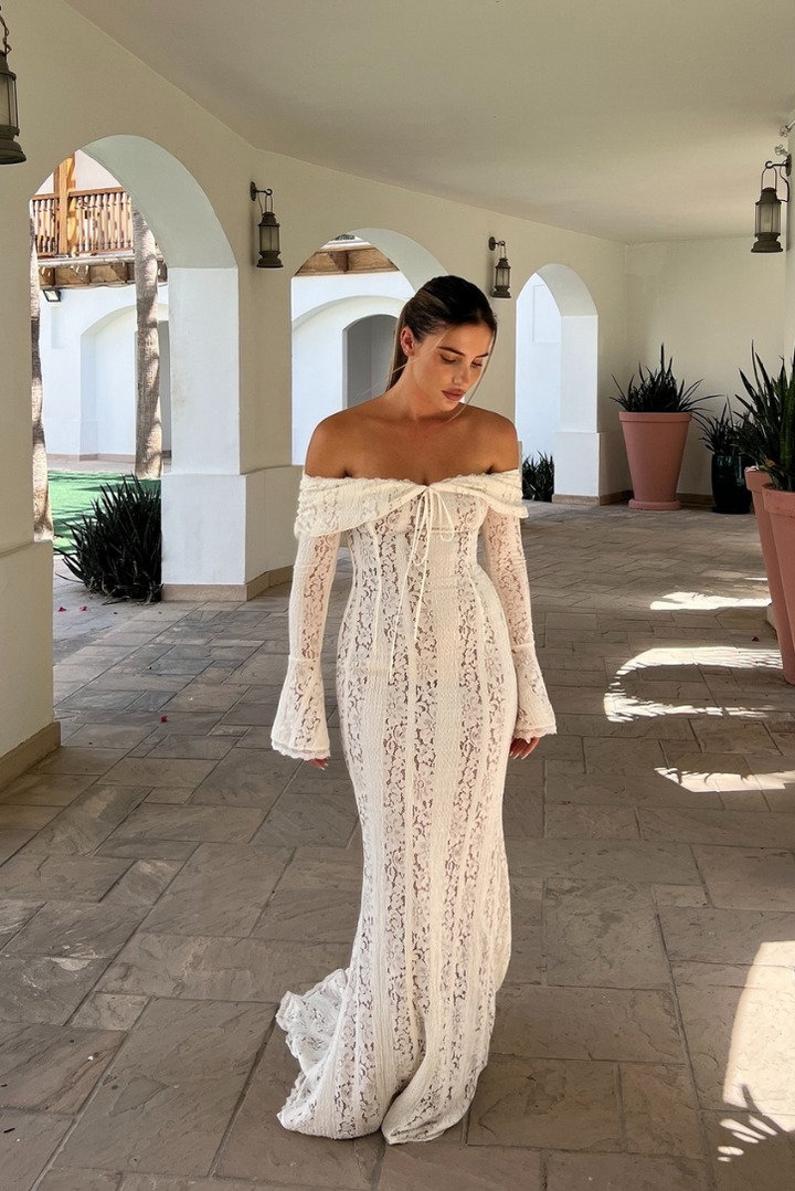 Valantomode | Chic Floral Off-Shoulder Dress for Effortless Elegance