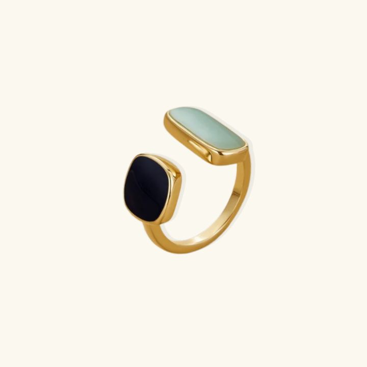 Valantomode | Plated Intertwined Wrap Ring with Dual-Refractive Focal Assets