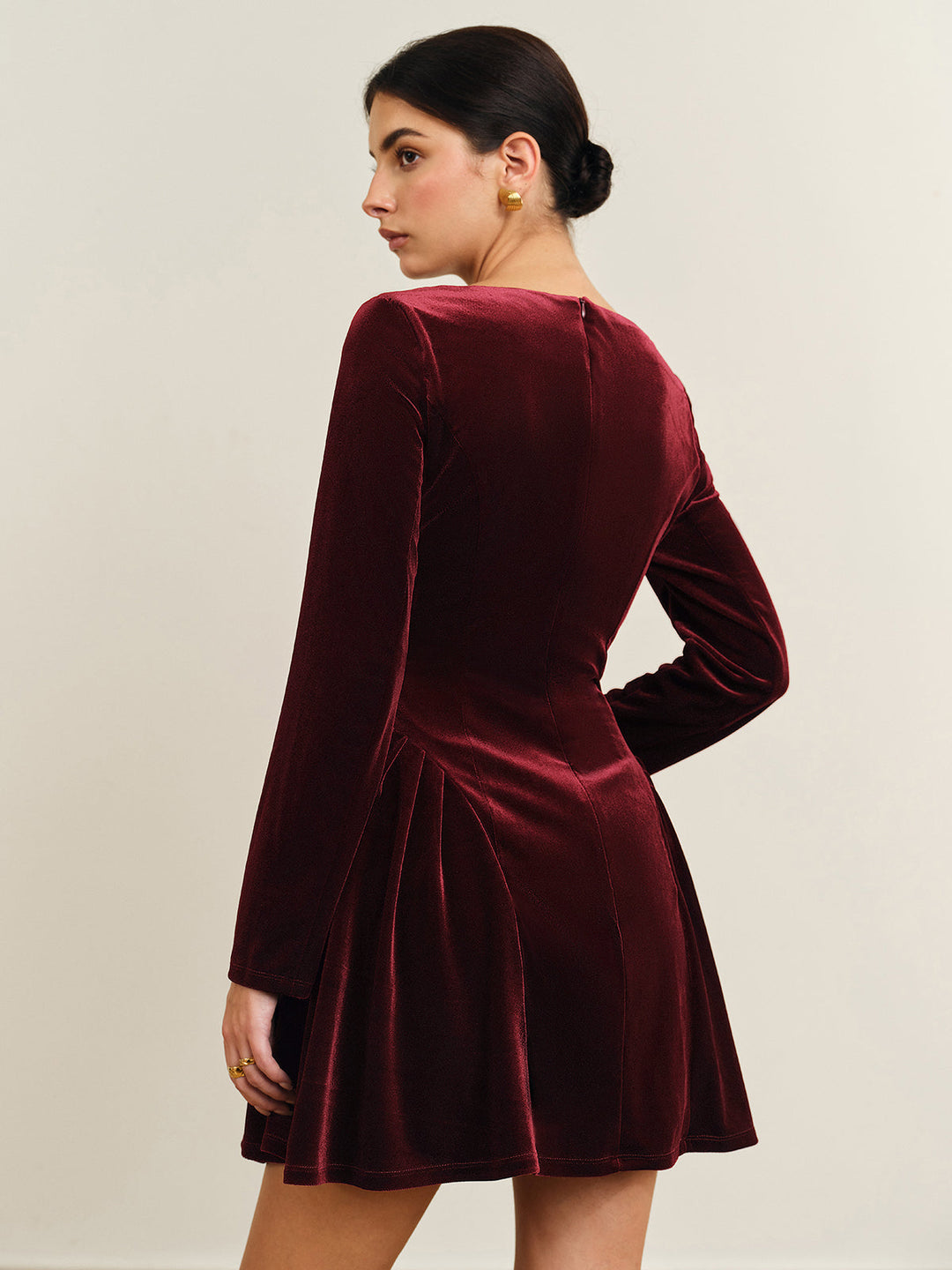 Valantomode | Elegant Velvet Pleated Skirt Dress for Chic Occasions