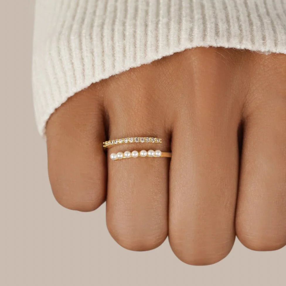 Valantomode | Plated Lexie Ring with Dual-Strata Architecture, Freshwater Pearls, and Refractive Assets