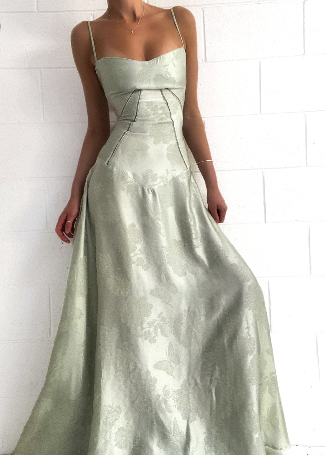 Valantomode | Chic Pistachio Floral Print Dress for Effortless Elegance