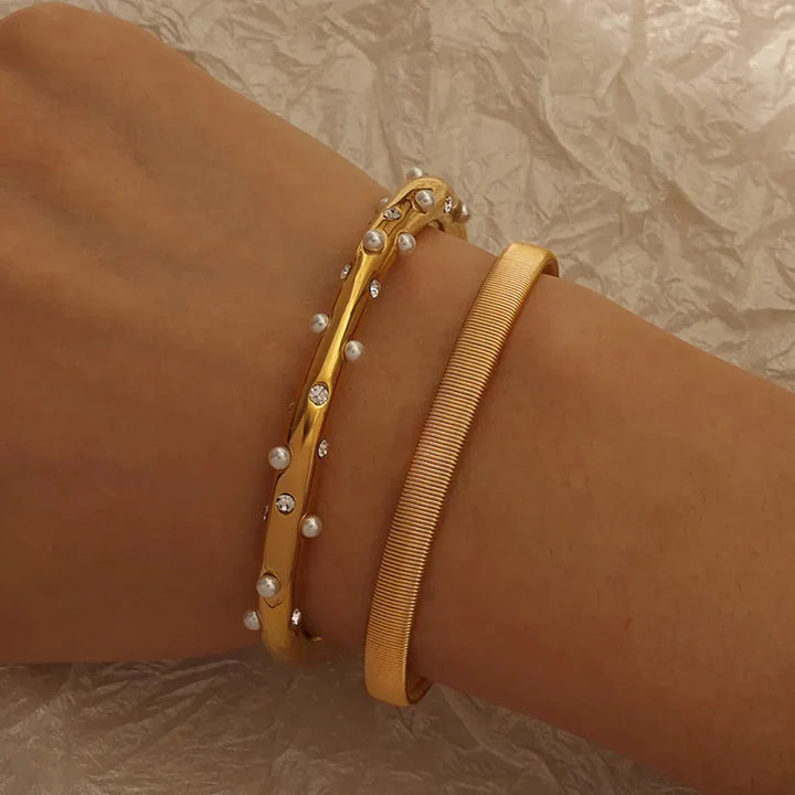Valantomode | Gold Plated Parallel Ridge Bangle for Women