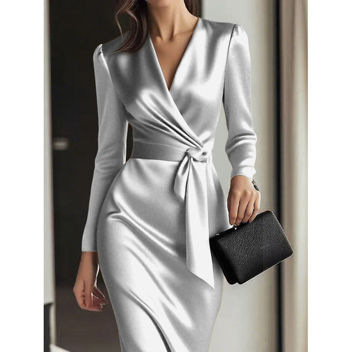 Valantomode | Flattering Wrap Dress for Every Body Shape