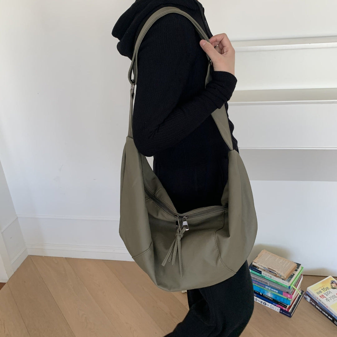 Valantomode | Aura Grand Slouch – 60cm Premium Vegan Leather Oversized Hobo Crossbody Bag