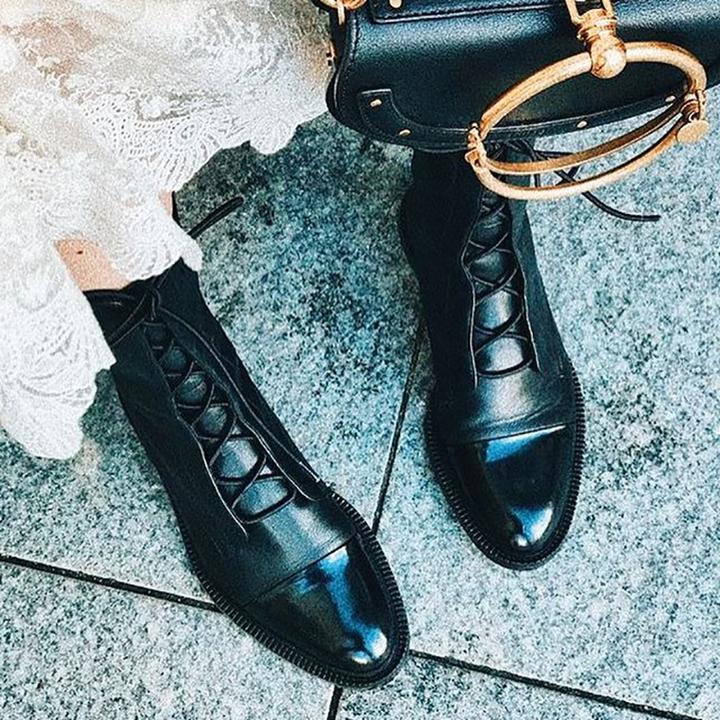 Valantomode | Trendy and Comfortable Leather Boots for Everyday Style