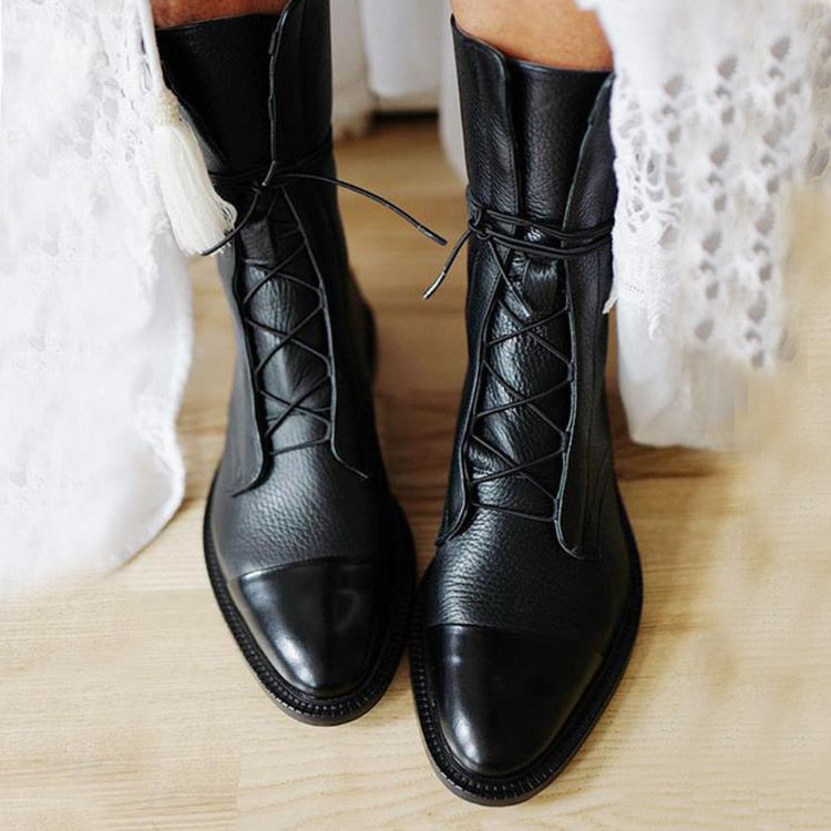 Valantomode | Trendy and Comfortable Leather Boots for Everyday Style