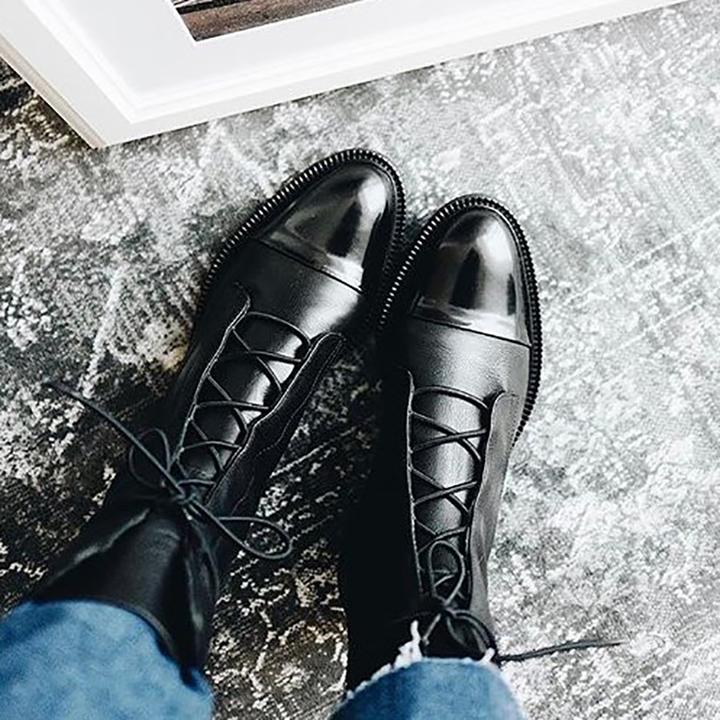 Valantomode | Trendy and Comfortable Leather Boots for Everyday Style