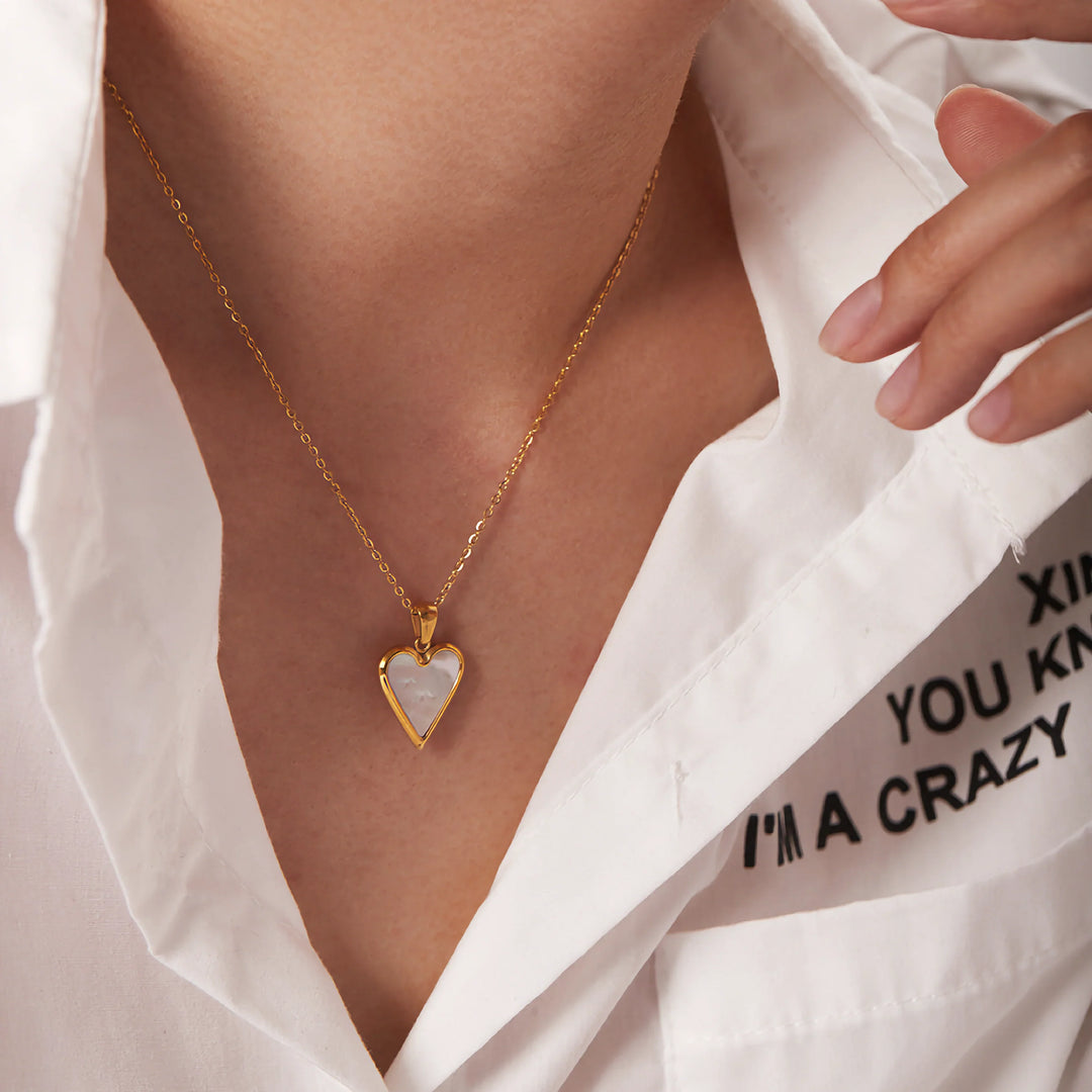 Valantomode | Plated Heartscape Necklace with Cordiform Architecture and High-Definition Mineral Assets