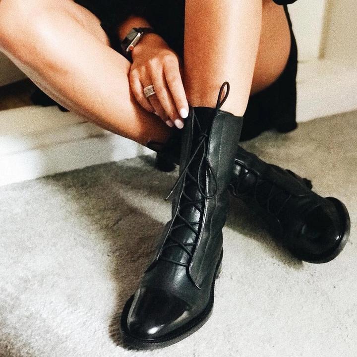 Valantomode | Trendy and Comfortable Leather Boots for Everyday Style