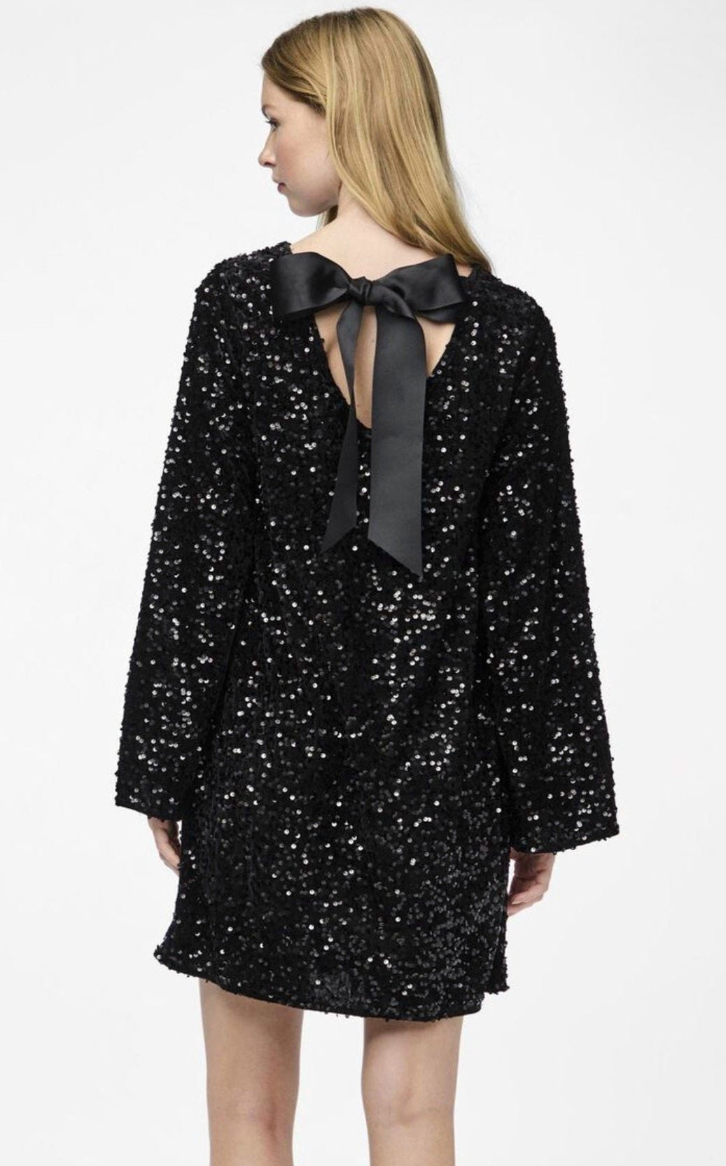 Valantomode | Shimmering Glitter Cocktail Dress Perfect for Night Out