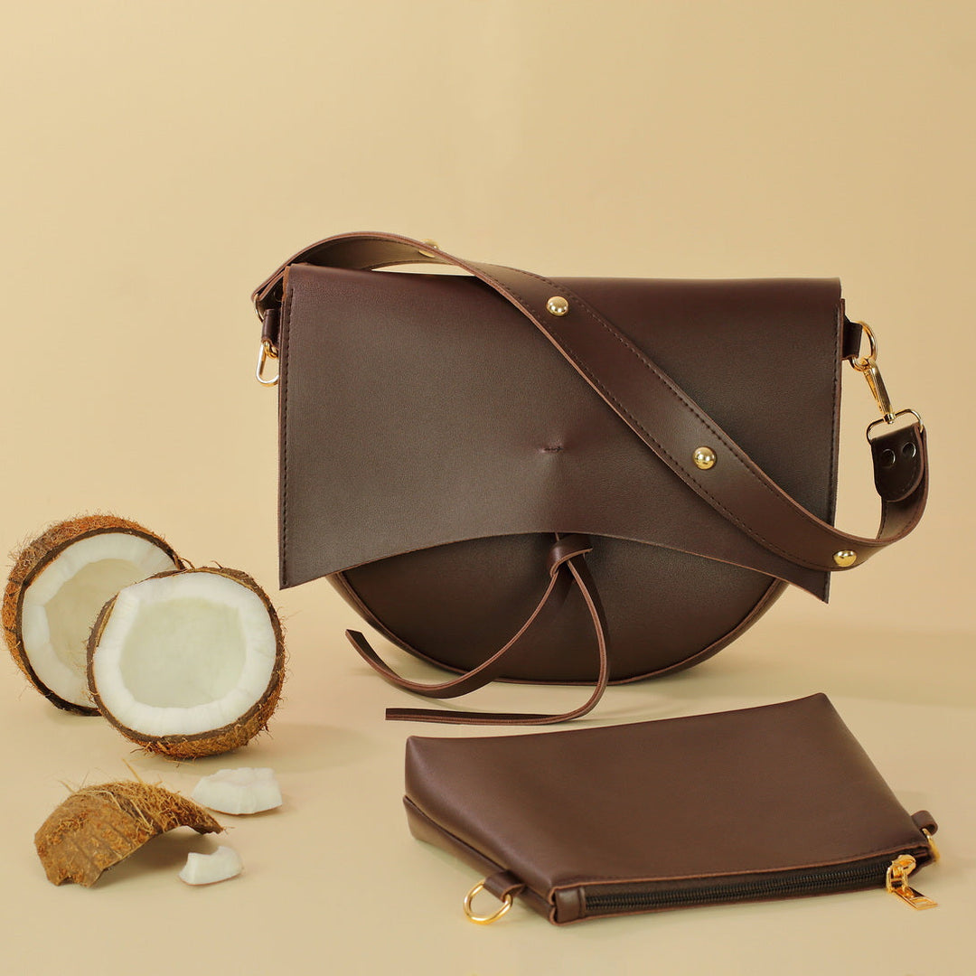 Valantomode | The ‘Aurelius’ Leather Saddle Bag – Sovereign Curve & Linear Precision