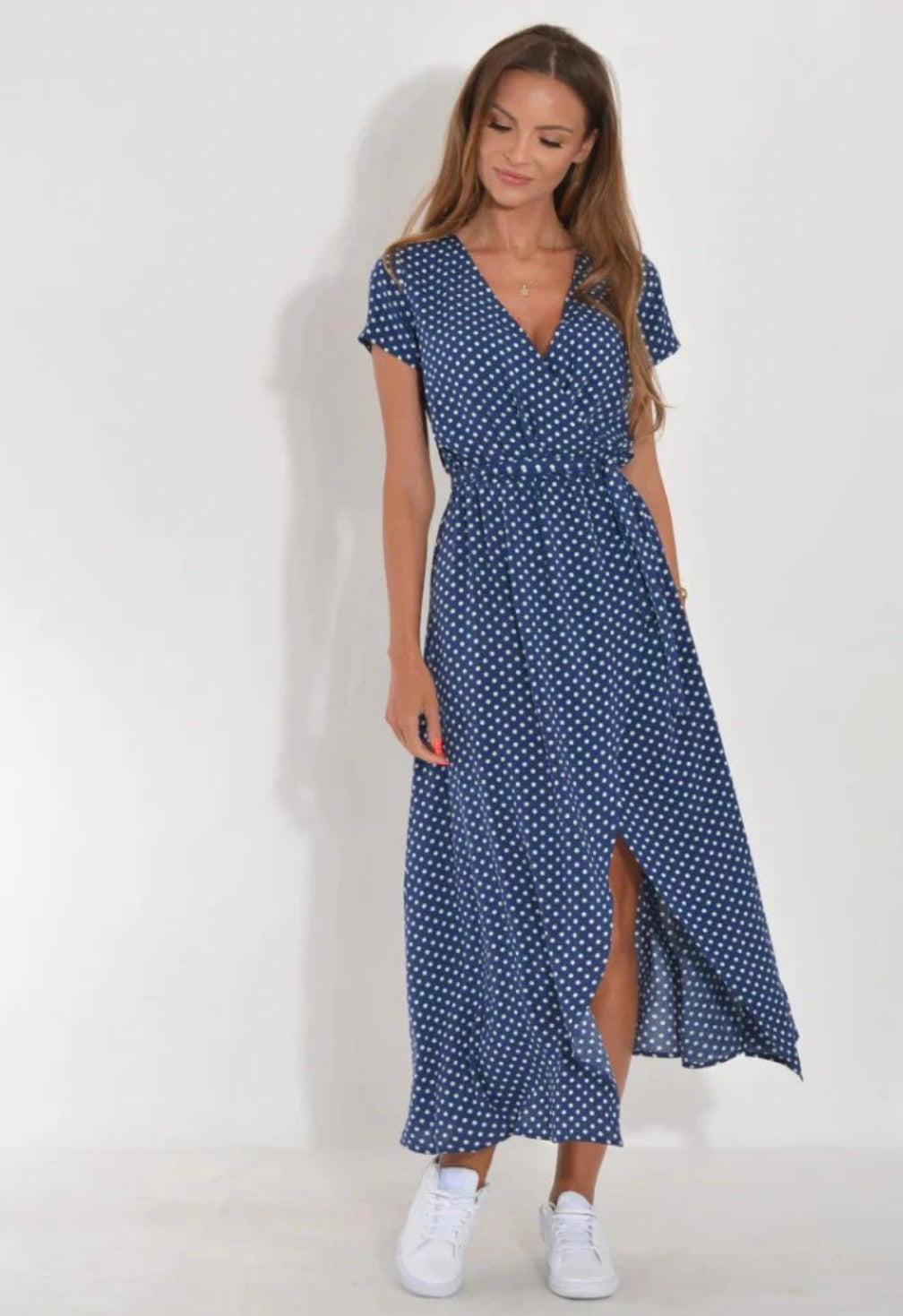 Valantomode | Effortlessly Chic Dress for Style and Comfort