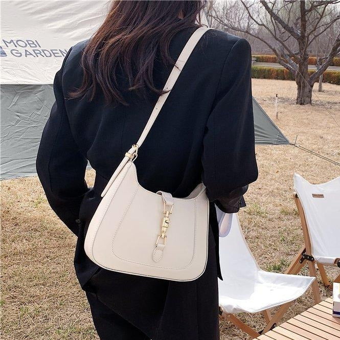 Valantomode | The ‘Aurelius’ Linear Sovereign Bag – Horizontal Precision & Veridian Authority