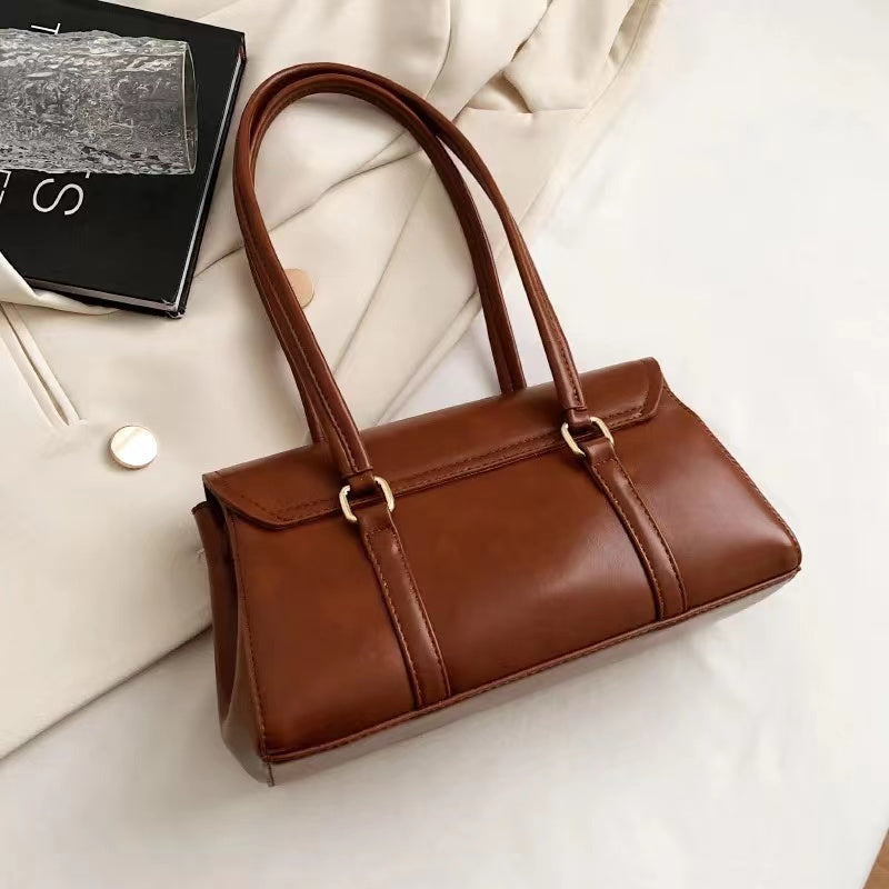 Valantomode | Women’s Heritage Leather Shoulder Bag – Timeless Legacy & Tactical Elegance