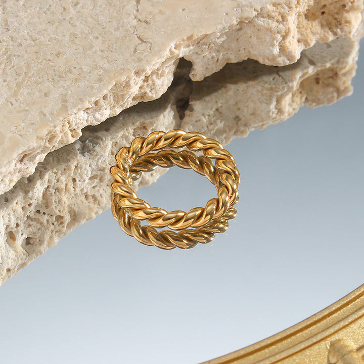 Valantomode | Plated Helical Twist Band Ring with Organic Structural Geometry