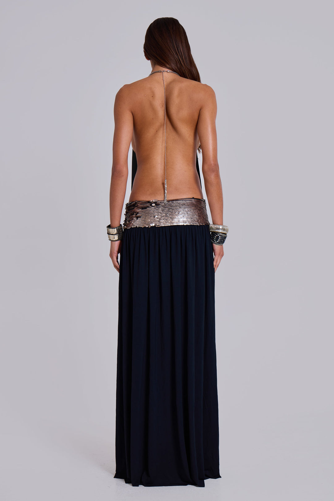 Valantomode | Stunning Sequined Maxi Dress for Evening Events