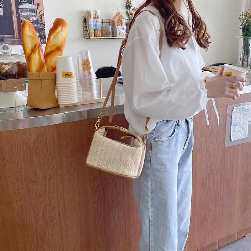 Valantomode | The ‘Aurelius’ Poppy Micro-Monolith – Women's Premium Mini Artisanal Straw Crossbody