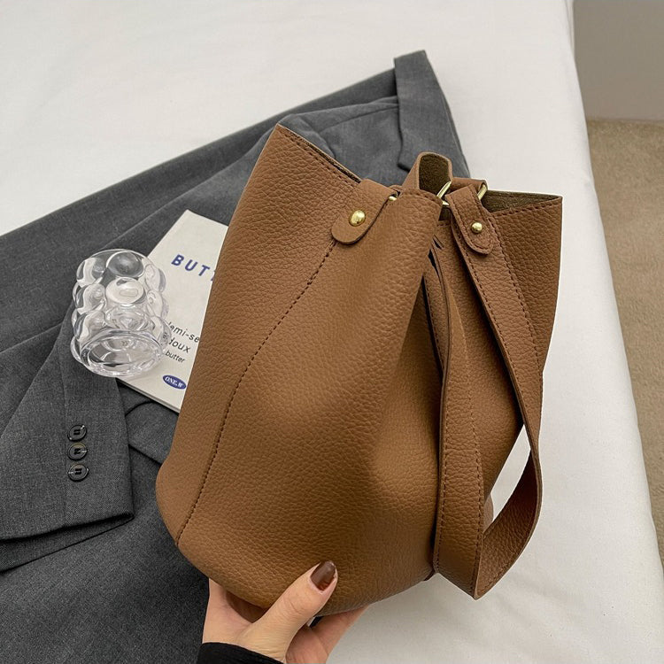 Valantomode | The Veridian Cylinder Garrison – Women's Premium Vegan Leather Bucket Bag