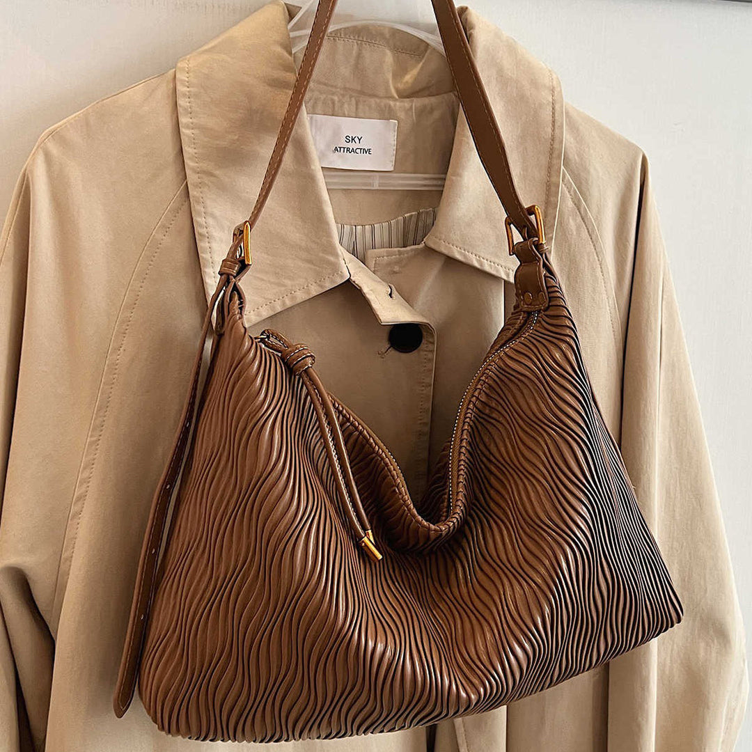 Valantomode | Riviera Kinetic Slab – Premium Vegan Leather Slim-Profile Executive Shoulder Bag