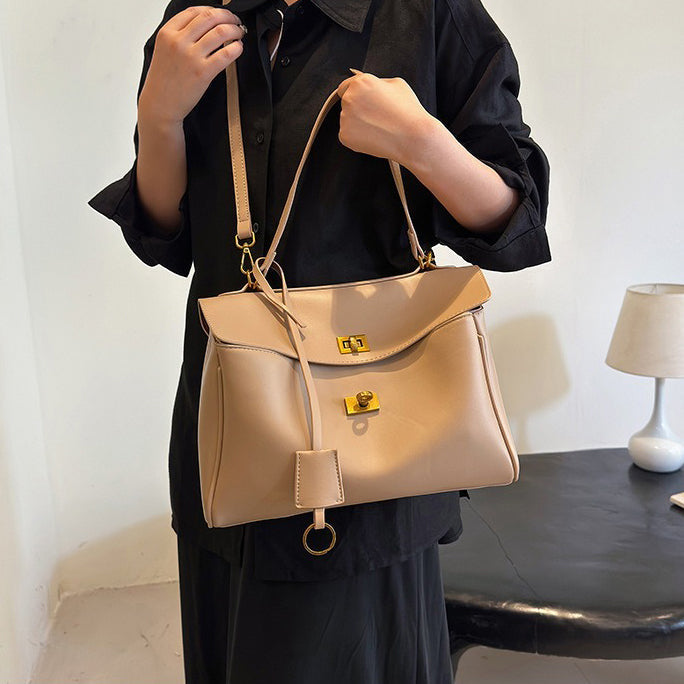 Valantomode | Apex Commuter Garrison – Premium Vegan Leather Structured Tote with Gold-Tone Turn-Lock