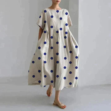 Valantomode | Chic Floral Dress Rentals for Women’s Fashion Events
