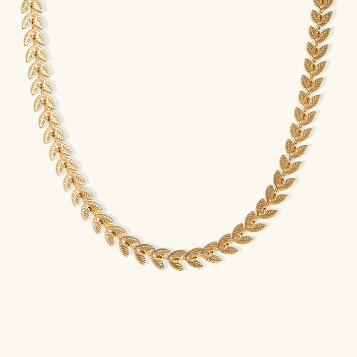 Valantomode | Plated Valencia Necklace with Foliate-Imbricated Architecture and Organic Geometry