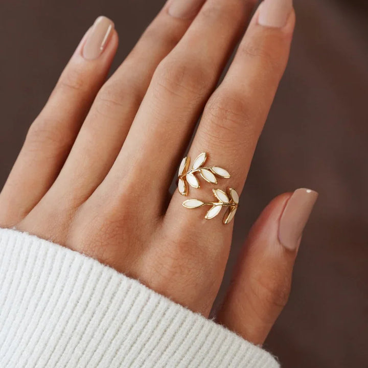 Valantomode | Plated Foliated Branch Ring with Organic Structural Geometry and White Inlay