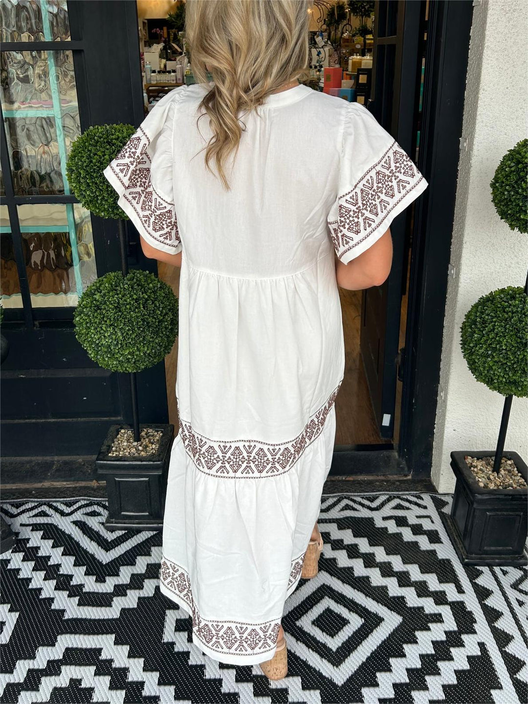 Valantomode | Dress with Elegant Boho Design