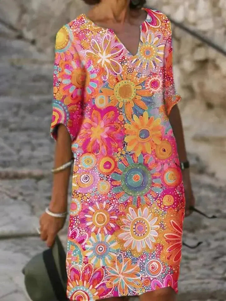 Valantomode | Stylish Floral V-Neck Summer Outfit for Women