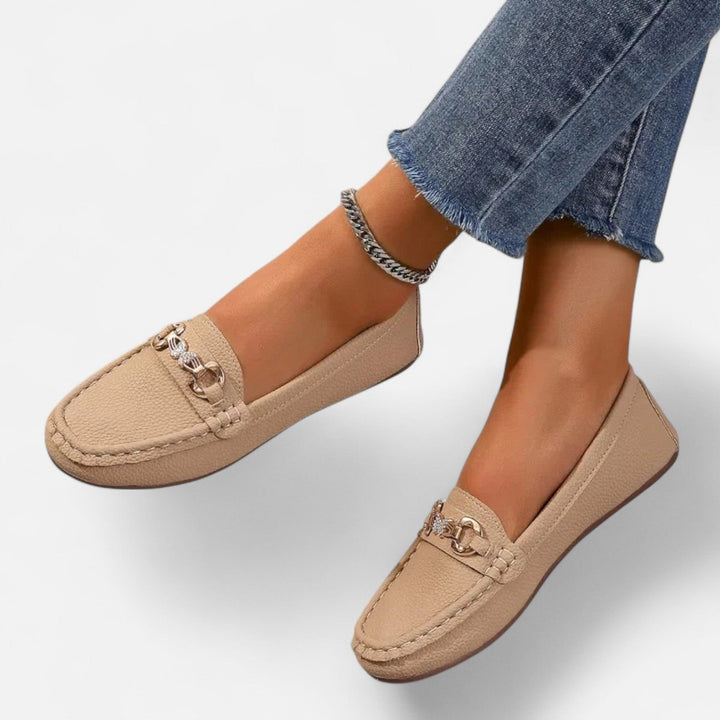 Valantomode | Women’s Slip-On Shoes – Streamlined Sophistication & Urban Agility
