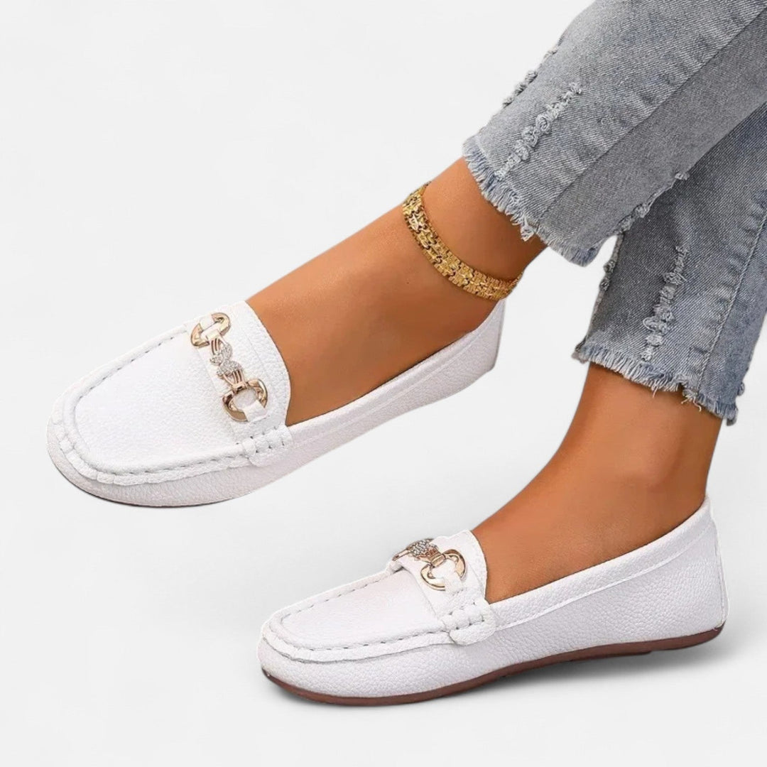 Valantomode | Women’s Slip-On Shoes – Streamlined Sophistication & Urban Agility