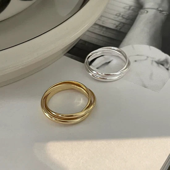 Valantomode | Plated Intertwining Loop Ring with Helical Structural Geometry