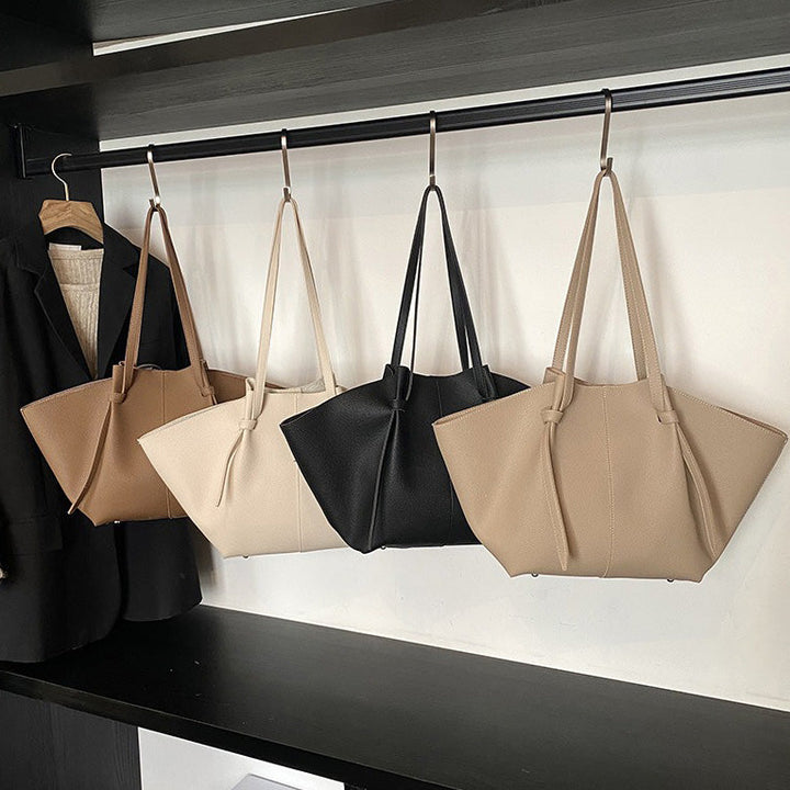 Valantomode | Amara Goliath Executive – 53cm Premium Vegan Leather XL Oversized Professional Tote