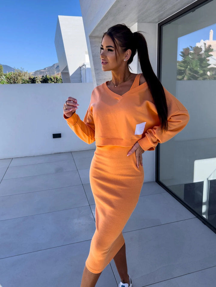 Valantomode | Stylish Women's V-Neck Crop Top with Fitted Midi Skirt
