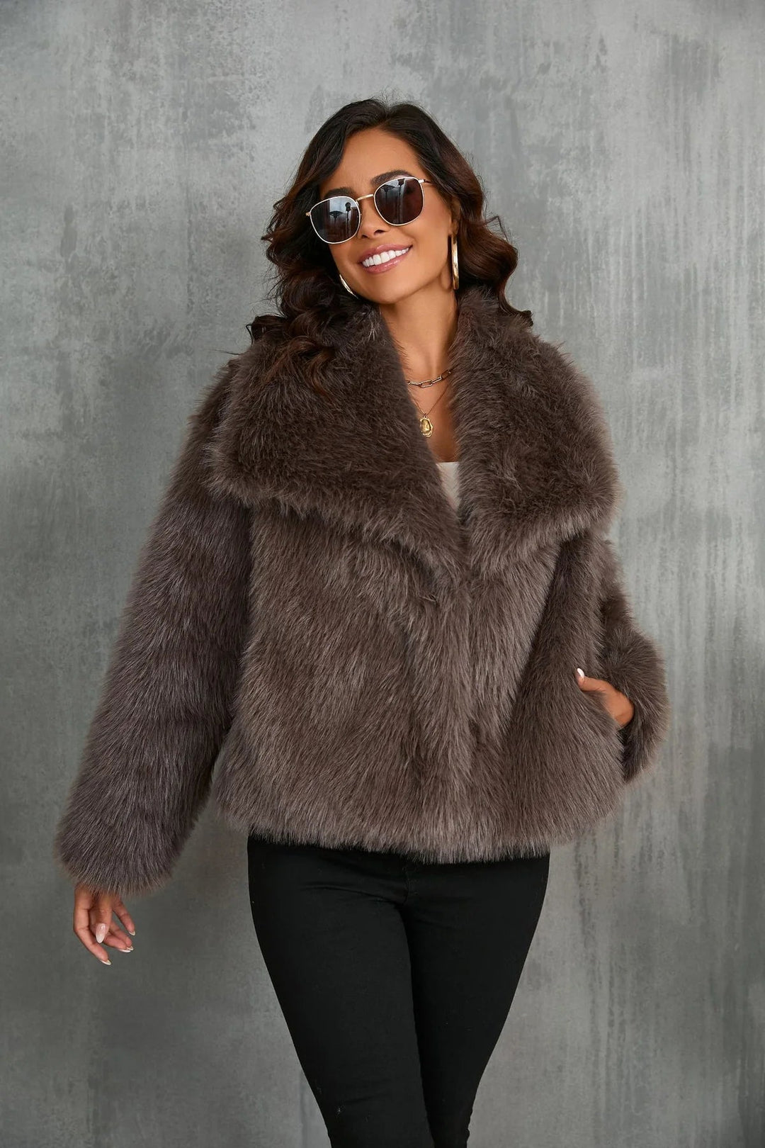 Valantomode | Women's Luxe Faux Fur Coat for Ultimate Style