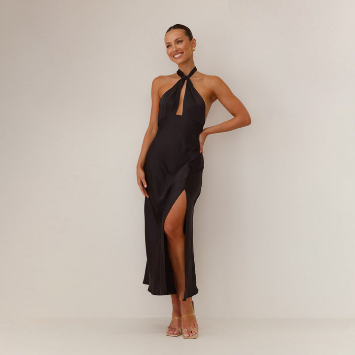 Valantomode | Chic Halter Neck Maxi Dress with Stylish Split